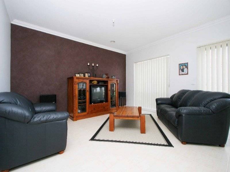 31 Tennyson Circuit, Mill Park VIC 3082