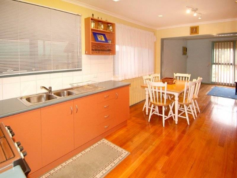 14 Latrobe Avenue, Bundoora VIC 3083