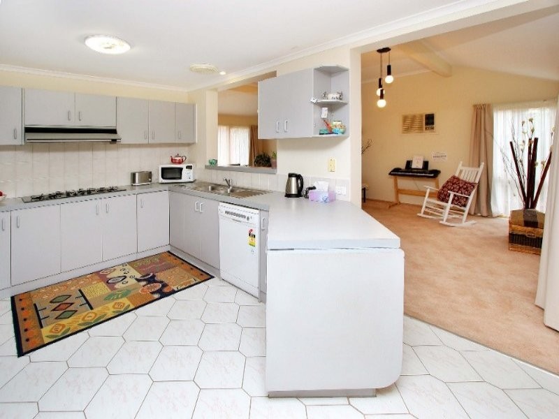 74 Garden Grove Drive, Mill Park VIC 3082