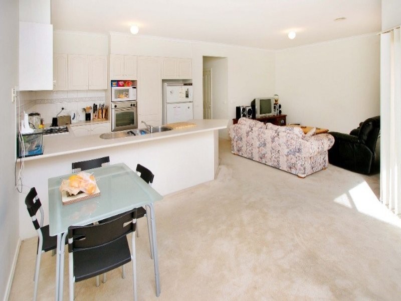 13 Willunga Way, Bundoora VIC 3083