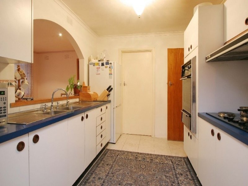 174 Cameron Pde, Watsonia VIC 3087