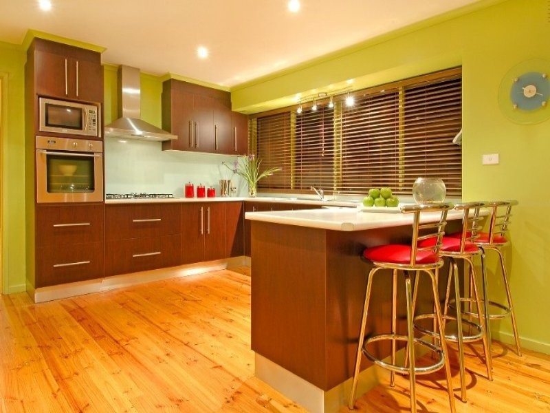 35 Freeman Crescent, Mill Park VIC 3082