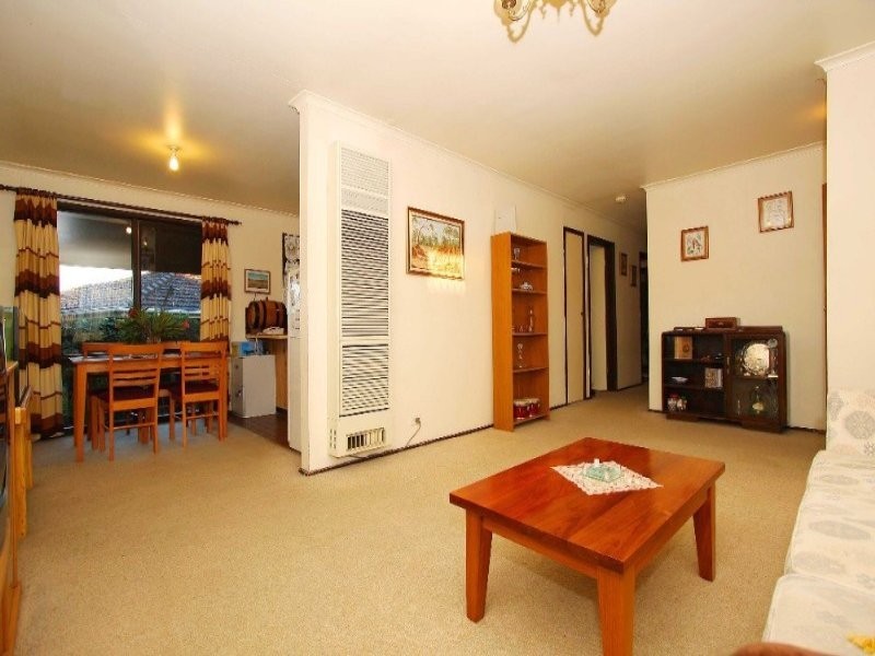 6 Merryn Close, Bundoora VIC 3083