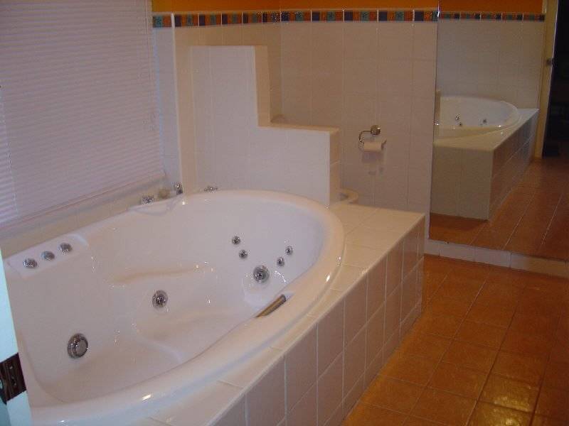 27 Chaucer Crescent, Bundoora VIC 3083