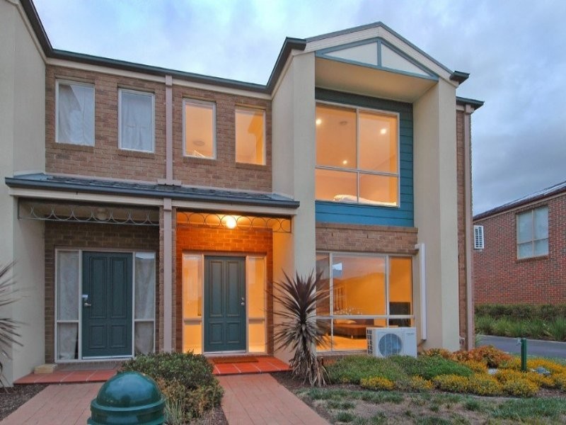 12 Malabar Walk, Bundoora VIC 3083