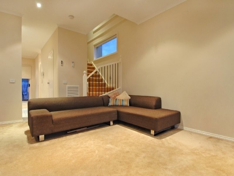 12 Malabar Walk, Bundoora VIC 3083