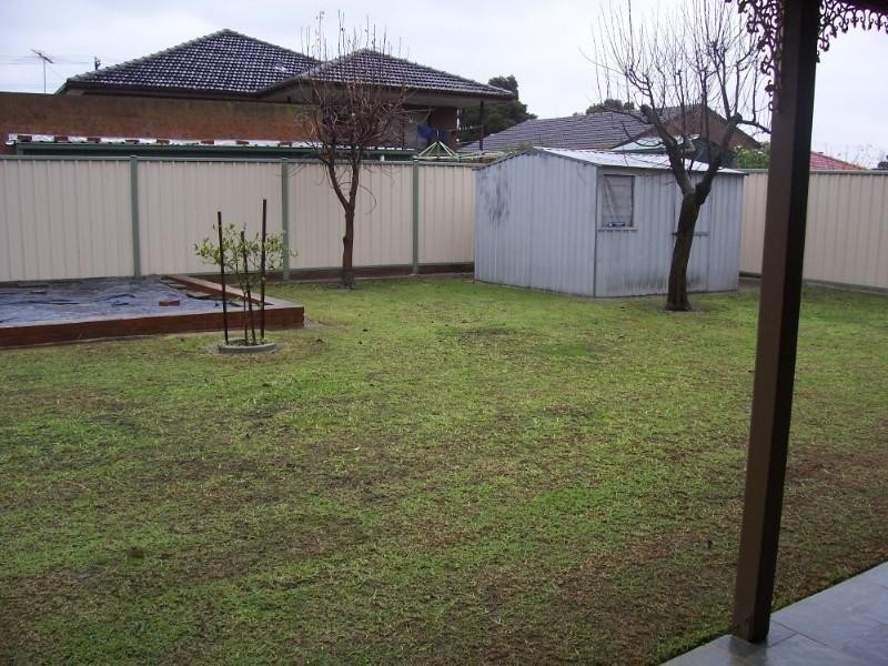 8 Wydell Close, Bundoora VIC 3083