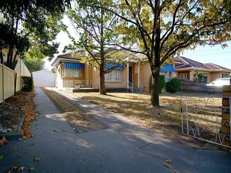 15 Kathryn Crt, Fawkner VIC 3060