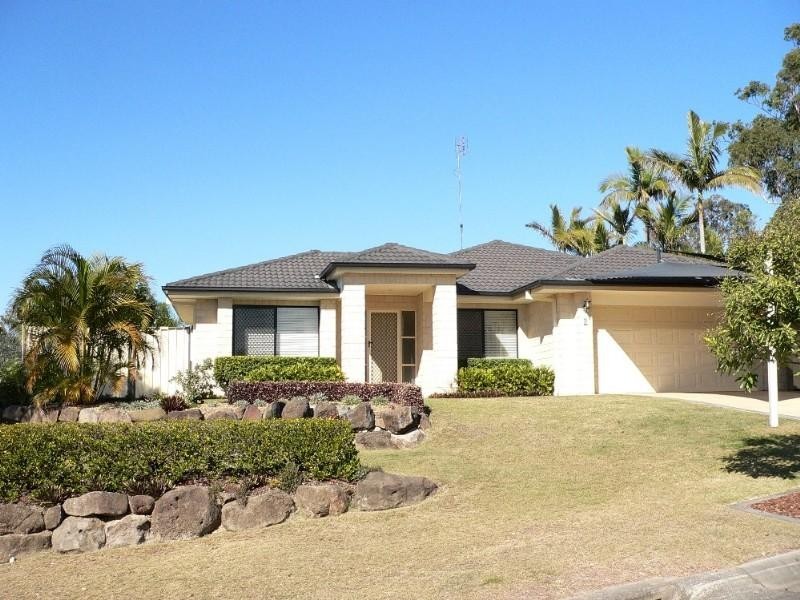 2 Wimbledon Way, Oxenford QLD 4210
