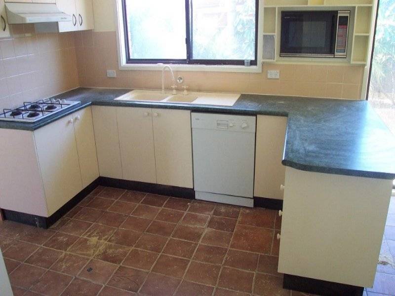 2 Manor Glen, Werrington Downs NSW 2747