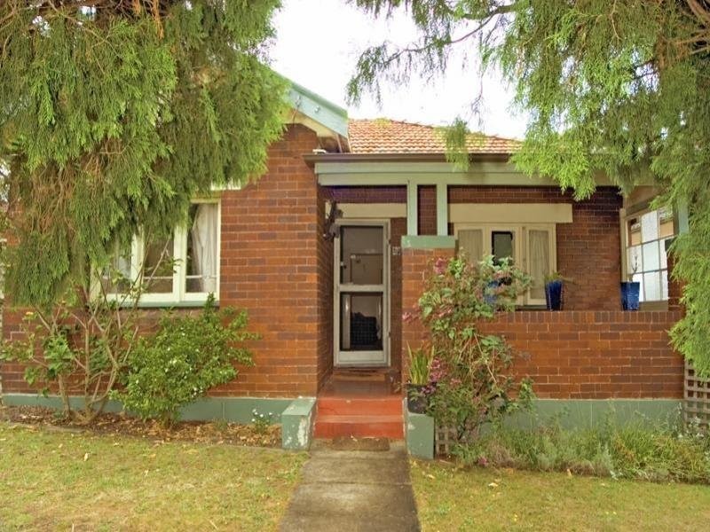 34 Western Crescent, Gladesville NSW 2111