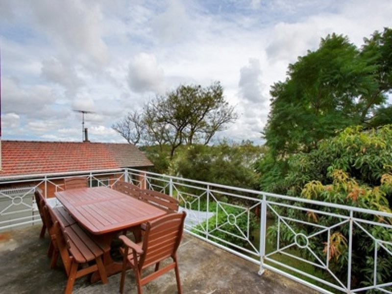 61 Wharf Road, Gladesville NSW 2111