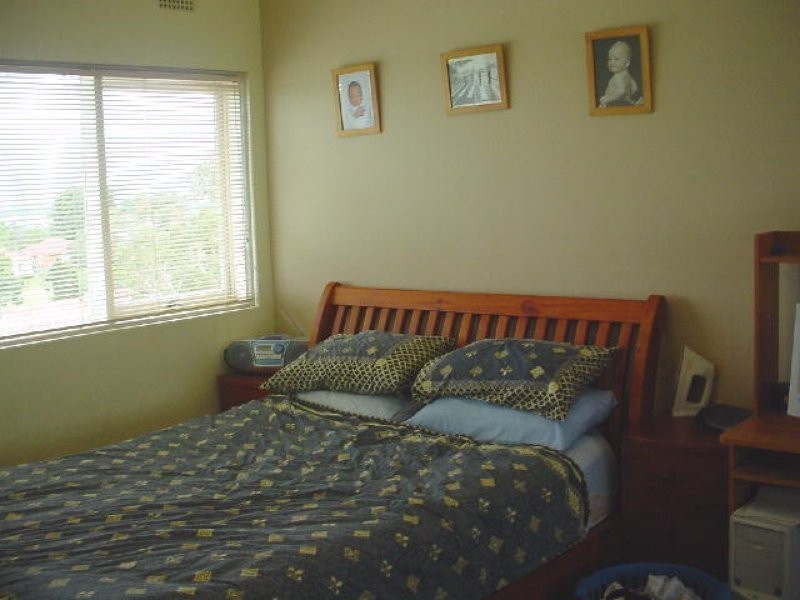 8 Cowell Street, Ryde NSW 2112