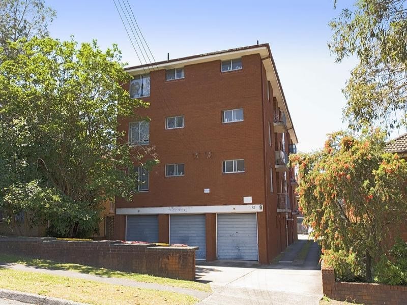 92 STATION STREET, Meadowbank NSW 2114