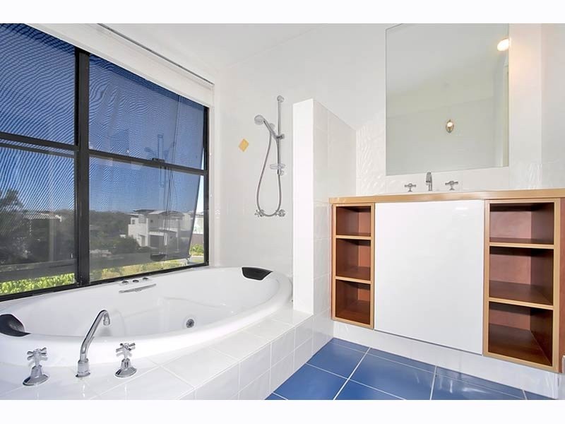 84 Beachcomber Cove, Casuarina NSW 2487