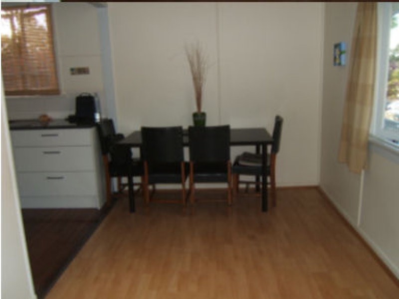 4 Bolton Street, Kirra QLD 4225