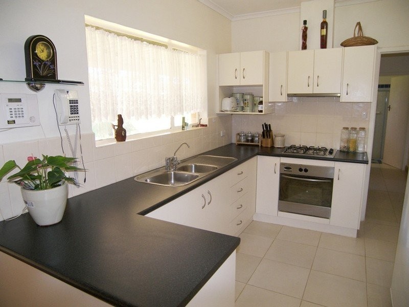 24 Statham Avenue, Salisbury East SA 5109