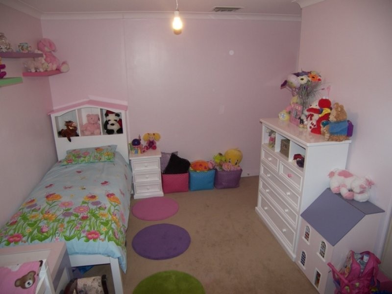 6 McGonigal Drive, Willaston SA 5118