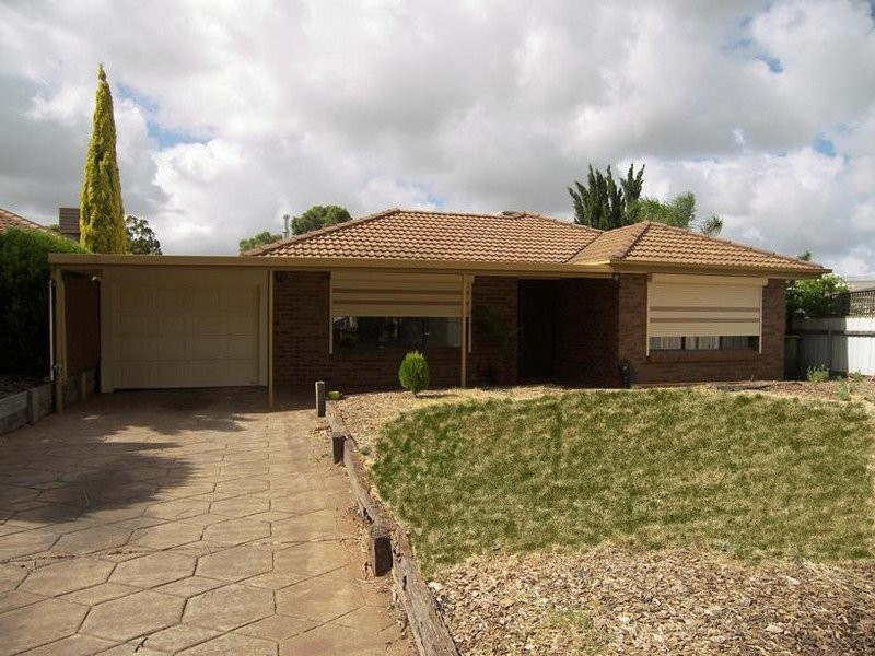 13 Hampton Court, Salisbury East SA 5109