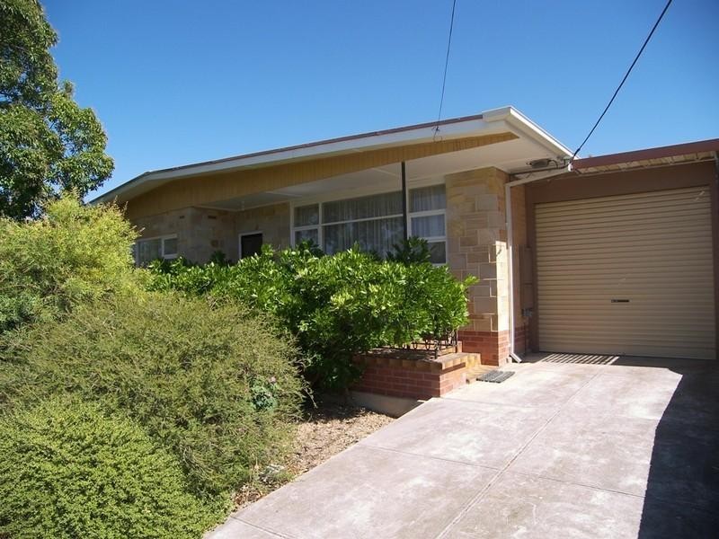 38 Rialto Avenue, Para Hills SA 5096