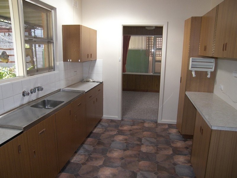 38 Rialto Avenue, Para Hills SA 5096