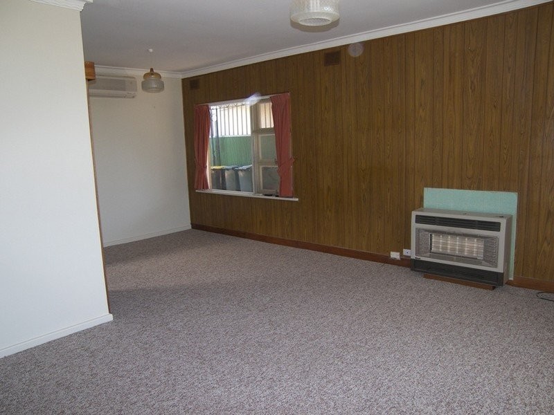 38 Rialto Avenue, Para Hills SA 5096