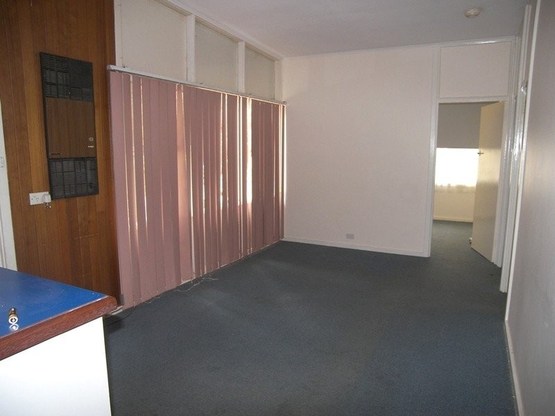 6 Hodge Road, Para Hills SA 5096