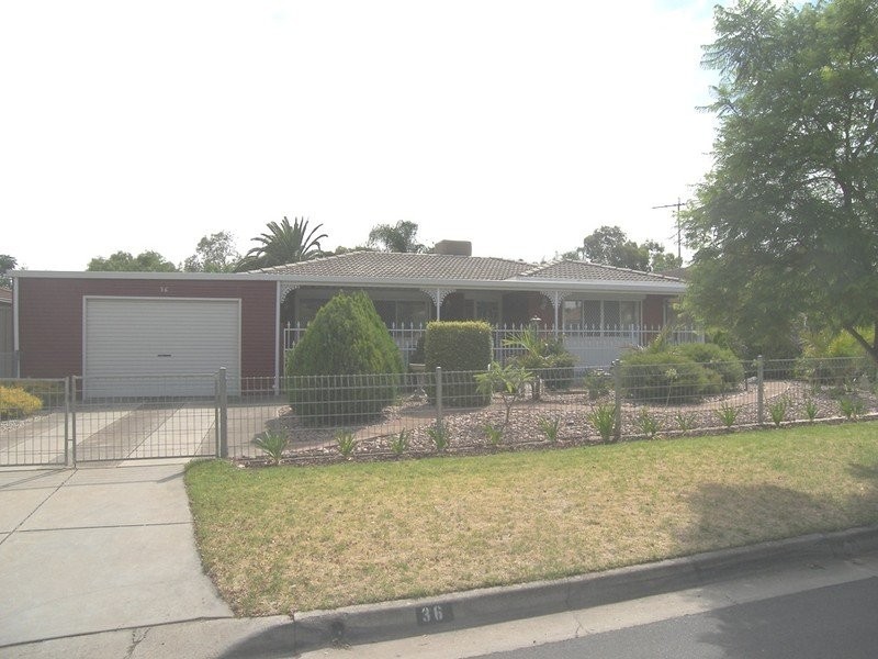 36 Barrington Crescent, Salisbury East SA 5109