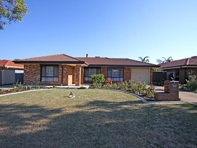 4 Olive Court, Parafield Gardens SA 5107