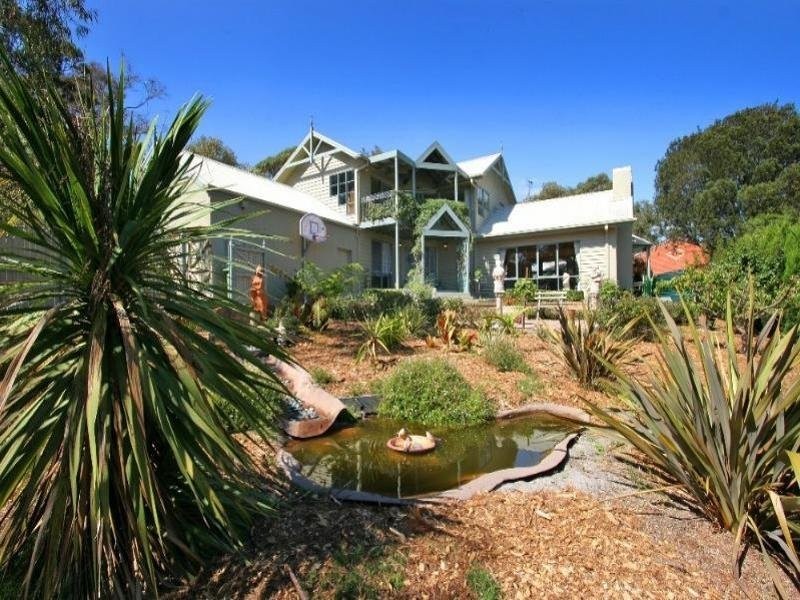 19 Murawa Drive, Rosebud VIC 3939