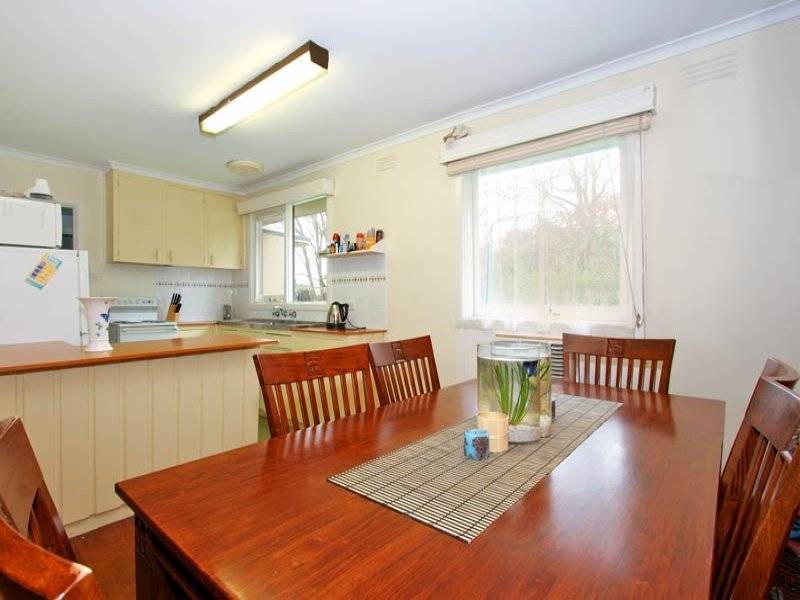 301 Eastbourne Road, Rosebud VIC 3939