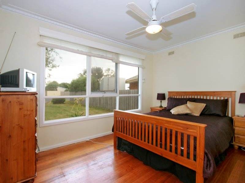 301 Eastbourne Road, Rosebud VIC 3939