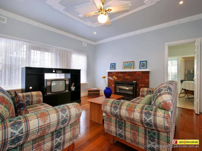 12 Fifth Avenue, Rosebud VIC 3939