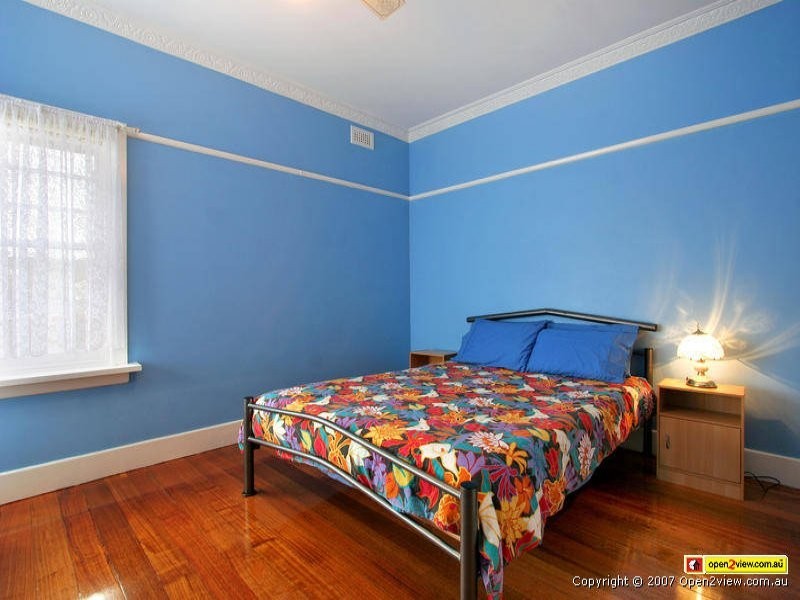 12 Fifth Avenue, Rosebud VIC 3939