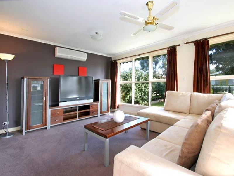 127 Ninth Avenue, Rosebud VIC 3939