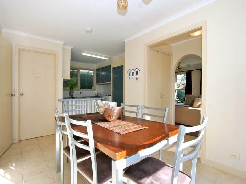 127 Ninth Avenue, Rosebud VIC 3939