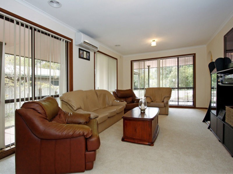 58 Flinders Avenue, Rosebud VIC 3939