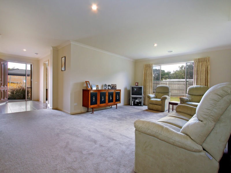 2 Forshaw Court, Rosebud VIC 3939