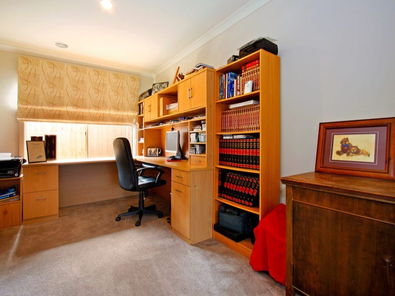 2 Forshaw Court, Rosebud VIC 3939