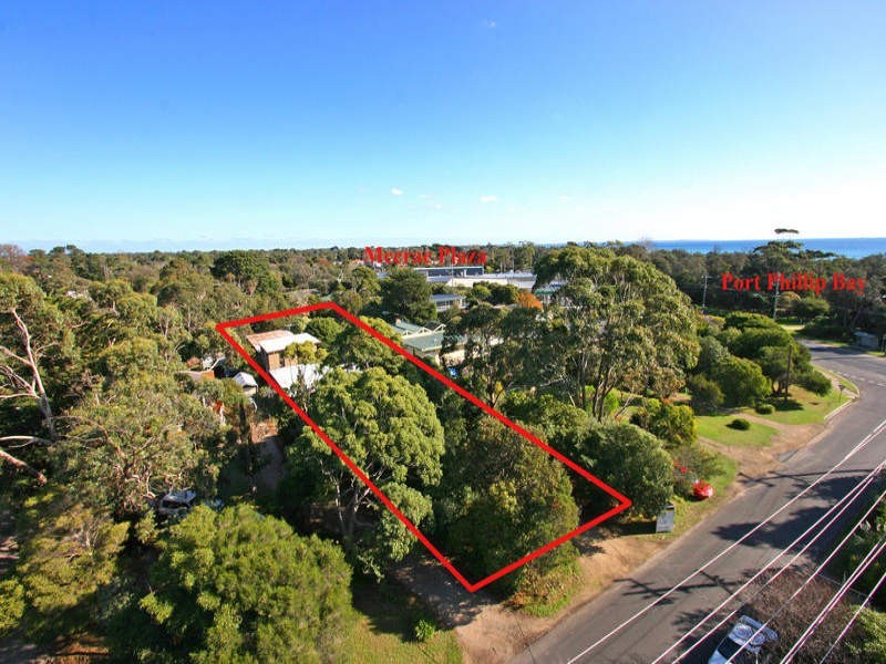 4 The Avenue, Mccrae VIC 3938