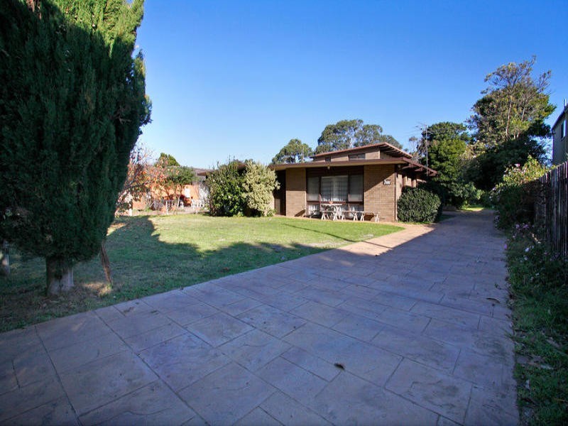 4 The Avenue, Mccrae VIC 3938