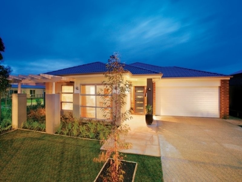 31 Parkedge Circuit, Rosebud VIC 3939