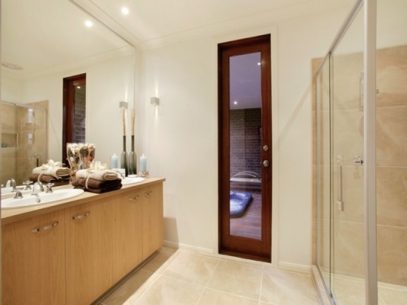 31 Parkedge Circuit, Rosebud VIC 3939