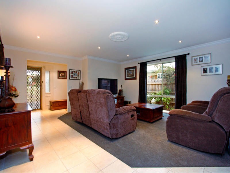 178 Seventh Avenue, Rosebud VIC 3939