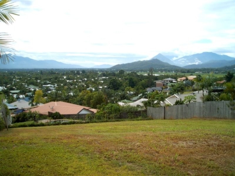 12 Guthrie Close, Bentley Park QLD 4869