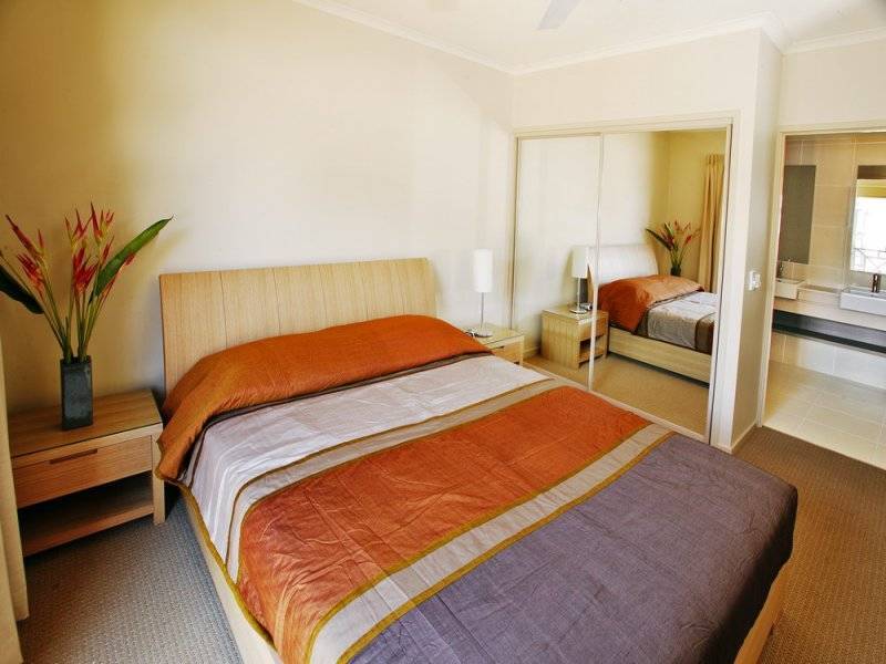 12 Gregory Street, Cairns QLD 4870