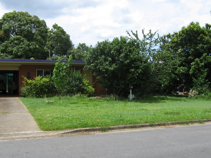 5 VARESE STREET, Woree QLD 4868