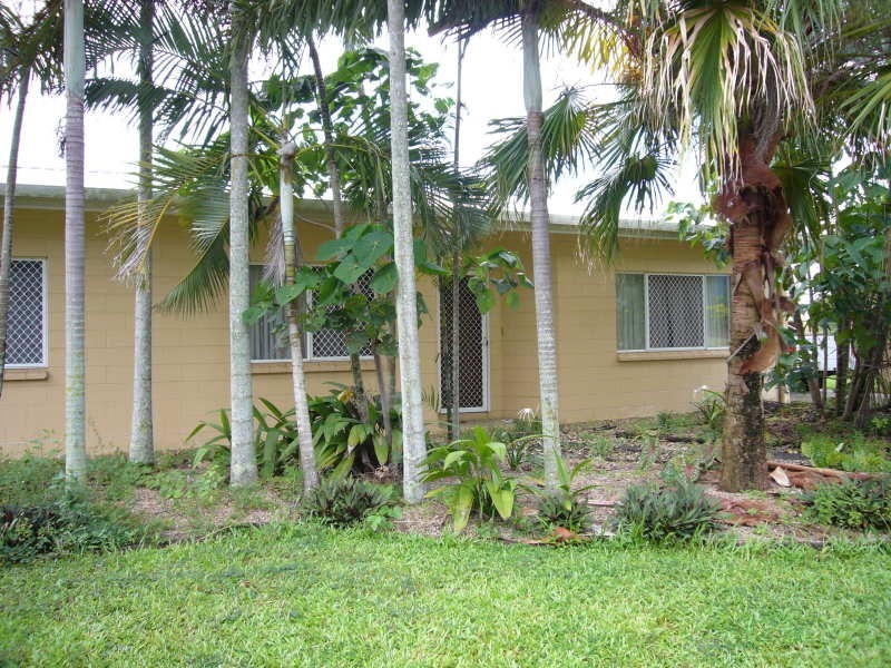 50 ROBERT ROAD, Bentley Park QLD 4869