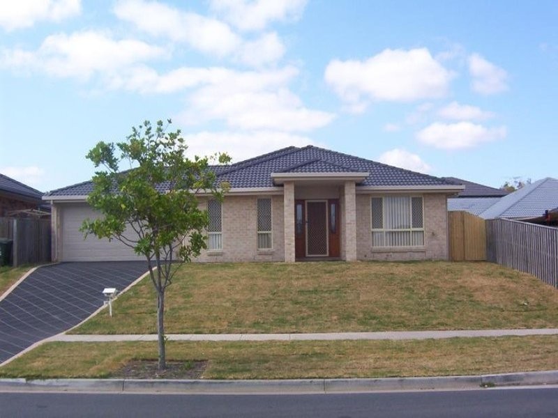 96 Wallum Drive, Parkinson QLD 4115