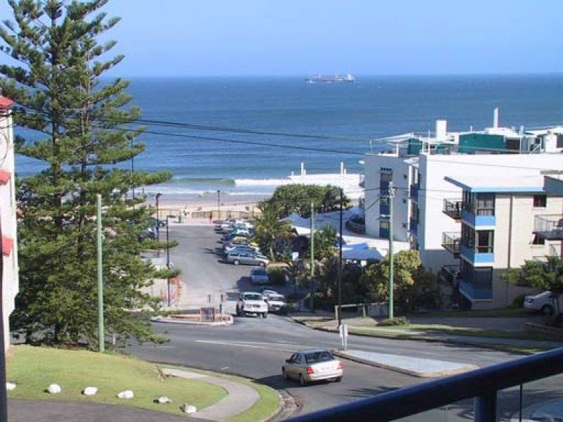 28 Mahia Terrace, Kings Beach QLD 4551